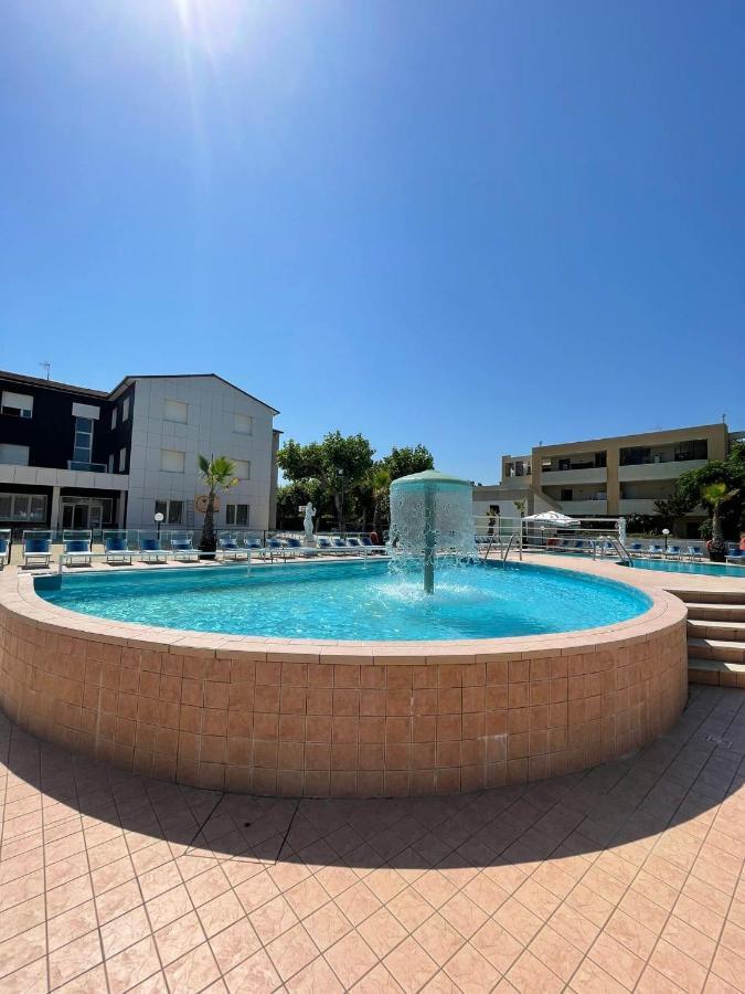 Color Perla Village Bellaria-Igea Marina Dış mekan fotoğraf