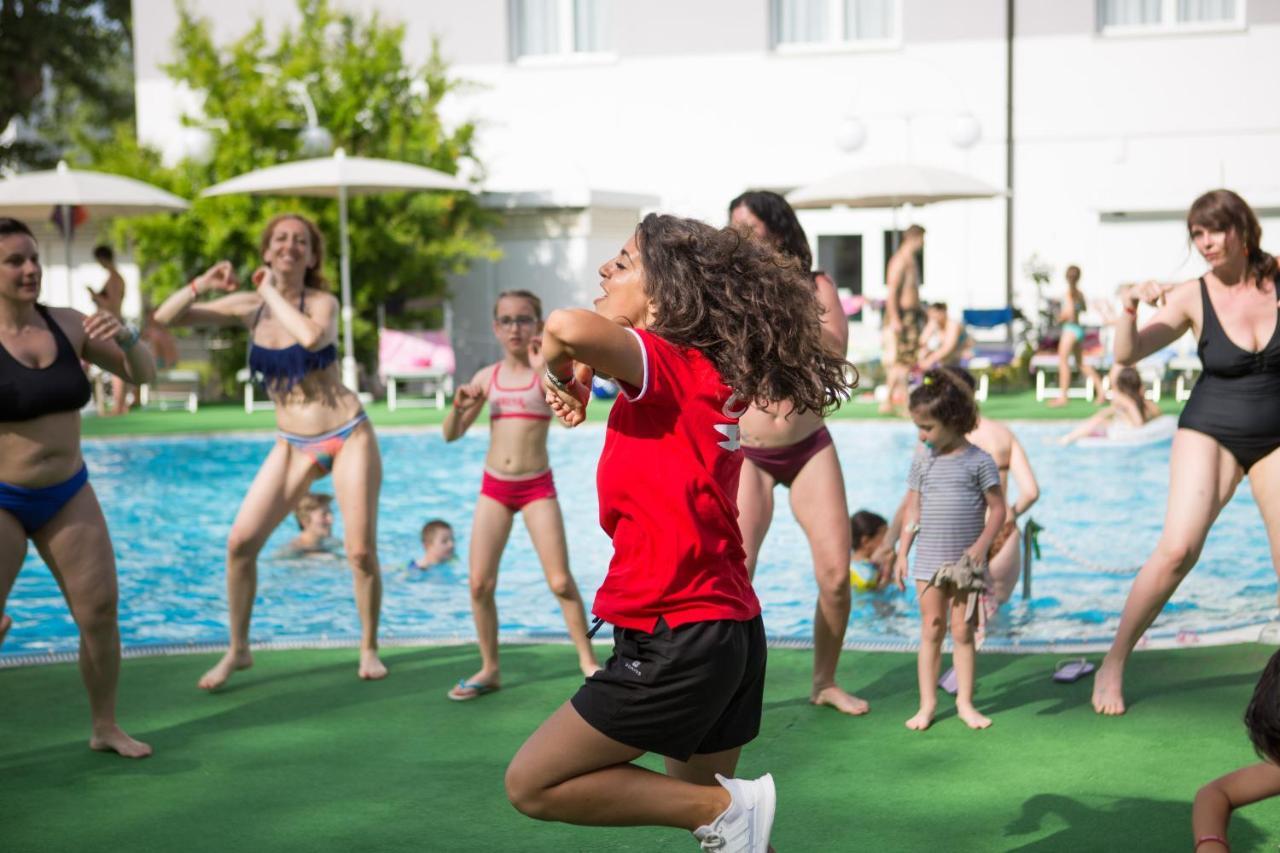 Color Perla Village Bellaria-Igea Marina Dış mekan fotoğraf